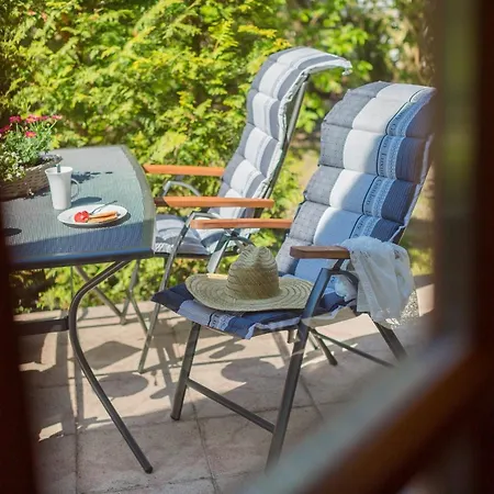 Reetgedecktes Fh Am Deich 21 * Wustrow (Fischland)